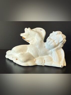 Capodimonte Style Cherub Angel Figurine Italy Devis Gold